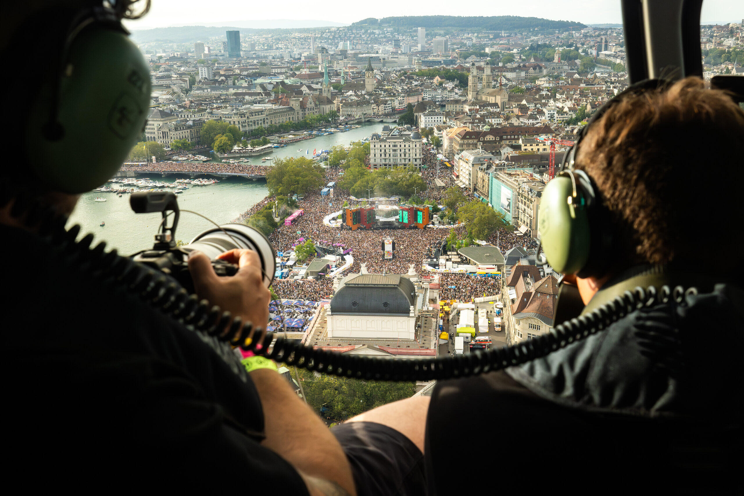 Black Frame Crew Street Parade 2023 Helicopter