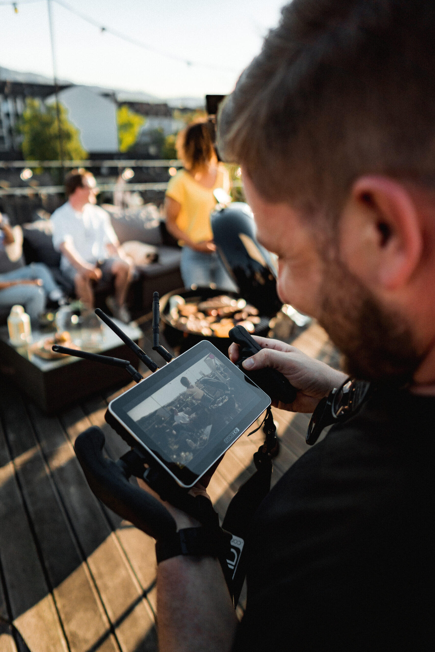 Coop tsch tsch behind the scenes by Black Frame