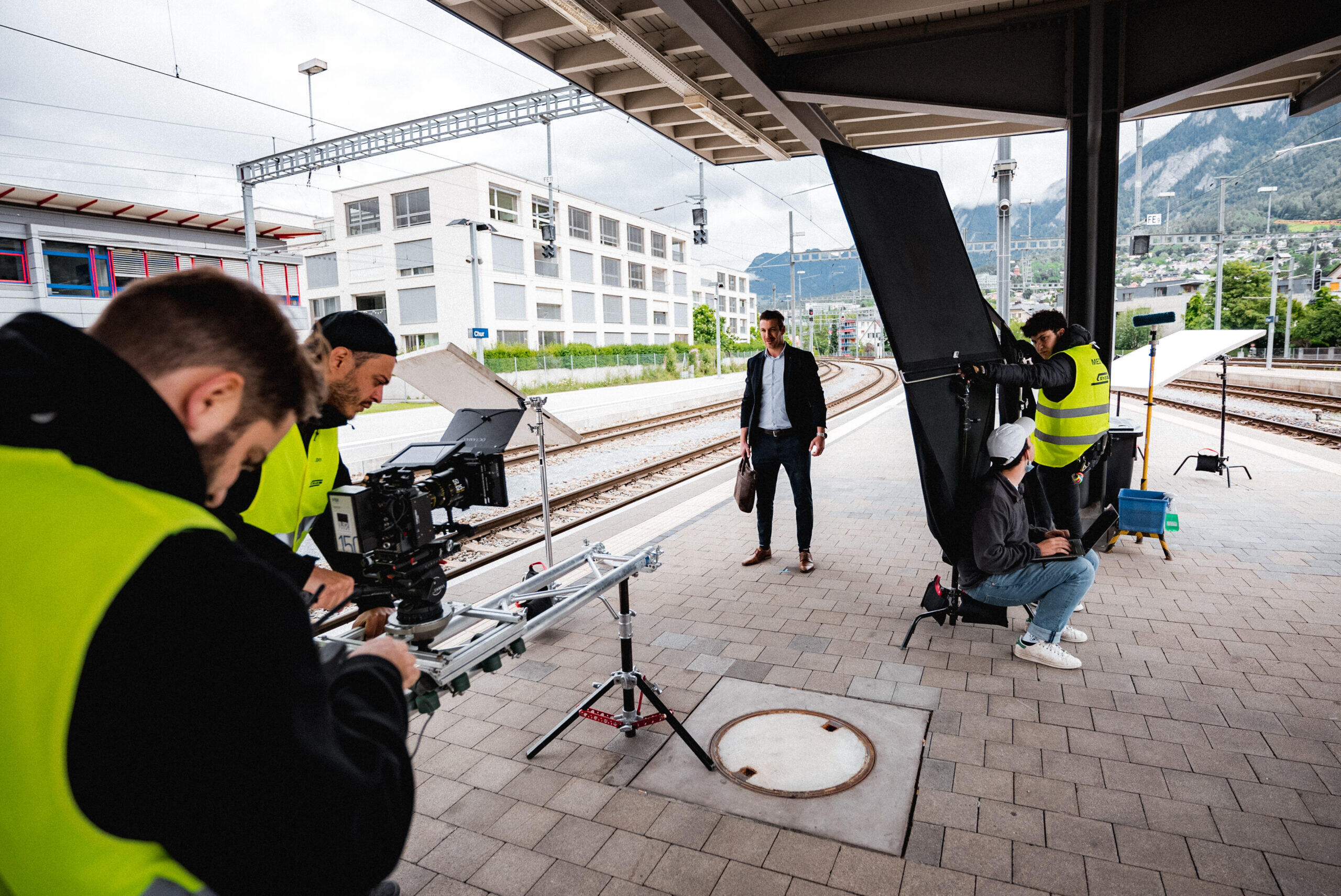 Coop tsch tsch behind the scenes by Black Frame