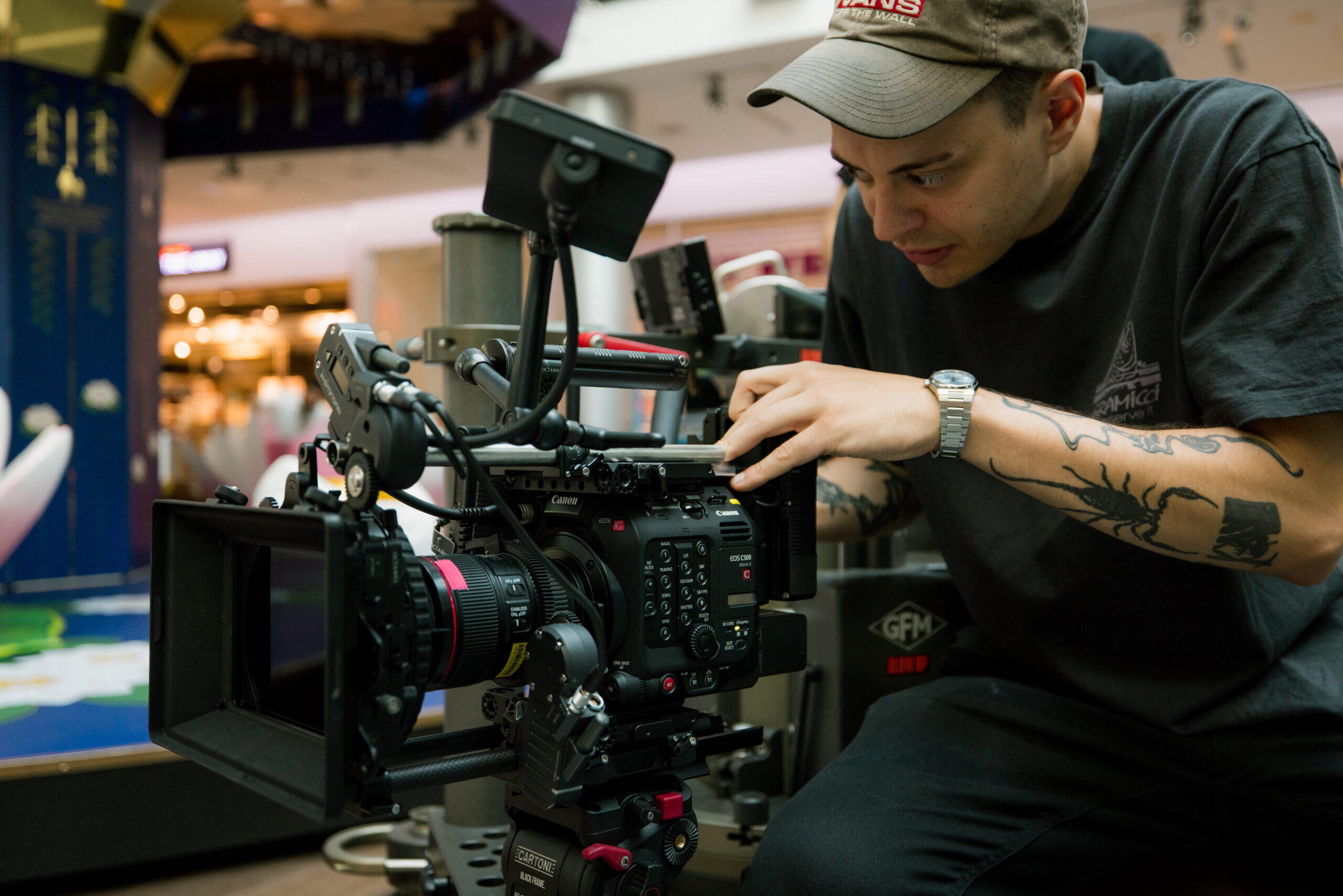 Glatt Entdeckungs Freude Werbekampagne Black Frame Behind the scenes