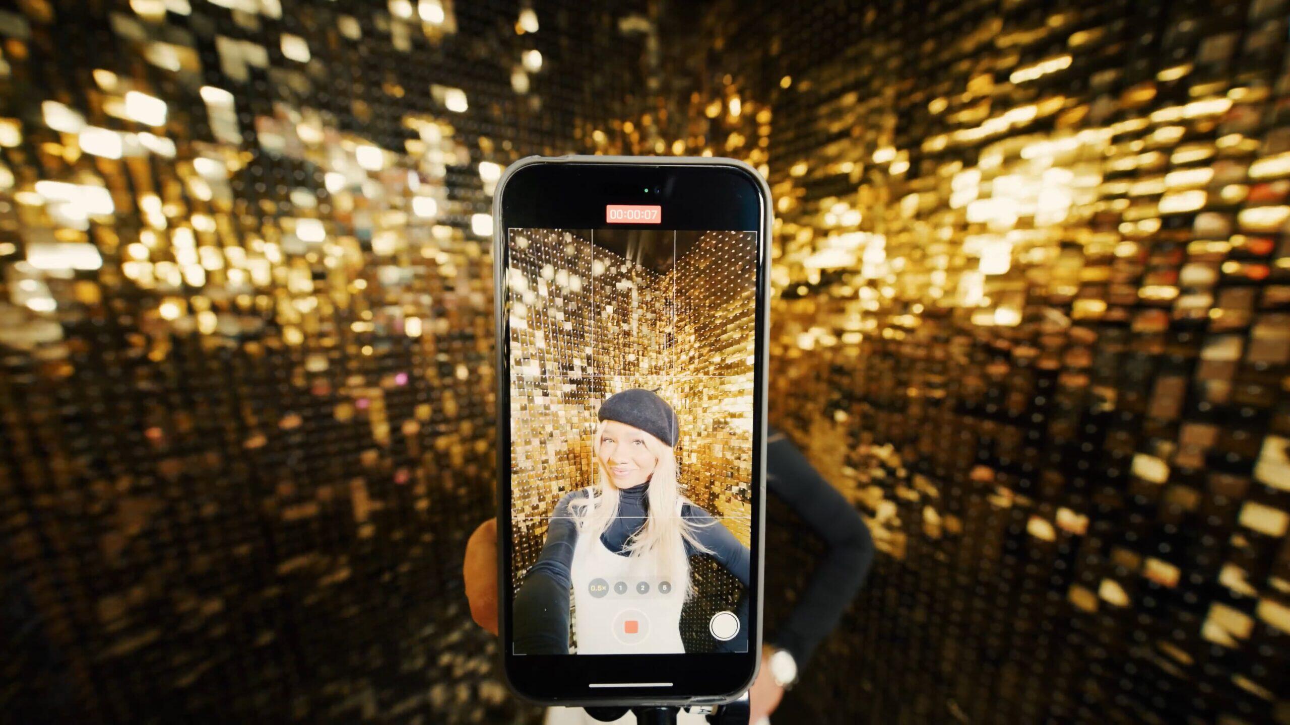 Selfie hotel 2024